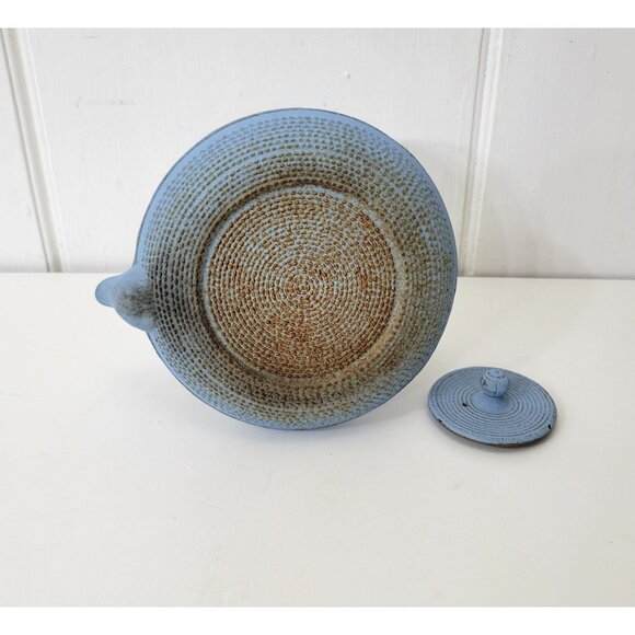 Cast Iron Blue Butterfly Japanese Teapot with Insert - Picture 6 of 9